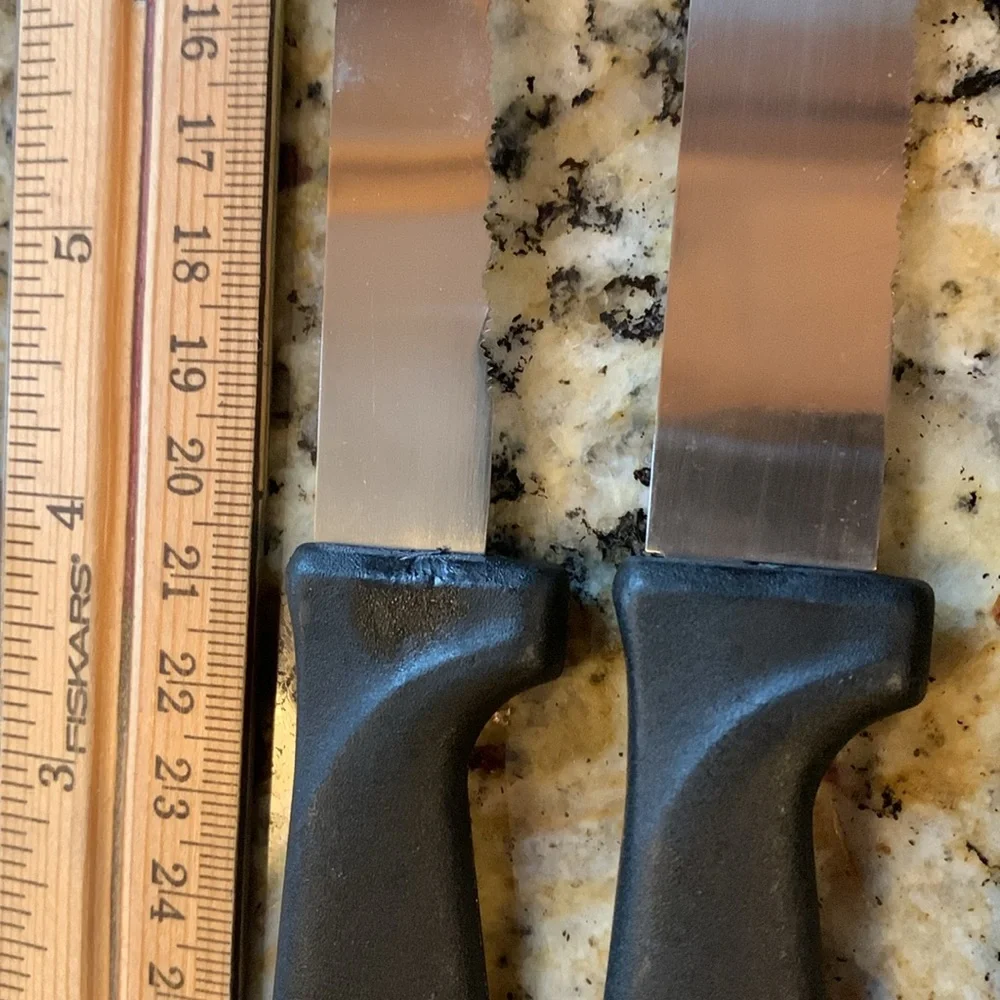 Kitchen knives